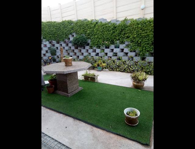 4 BEDROOM TOWNHOUSE FOR SALE IN SHERWOOD